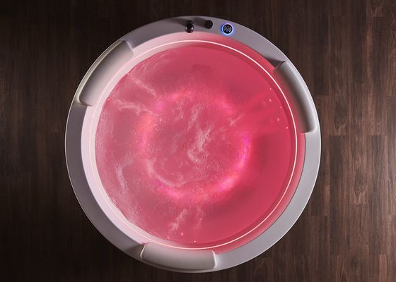 D1600mm 둥근 마사지 욕조 내부 LED 스트립 2개 숨겨진 거품 욕조 - 작은 공간에 3명용